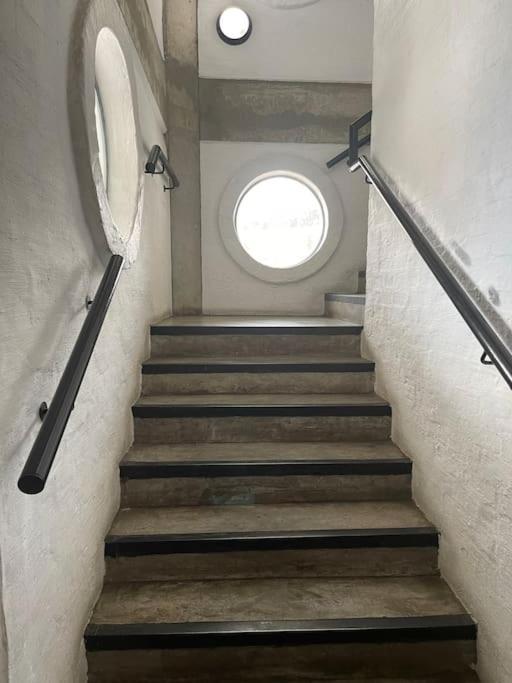 Apartment Dream Abodes At Cozy Craftmans Ship, Maboneng
