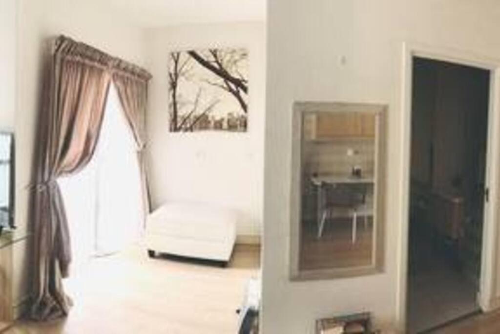 Lovely Exquisite 1 Bedroom Unit In Rivonia Sandton