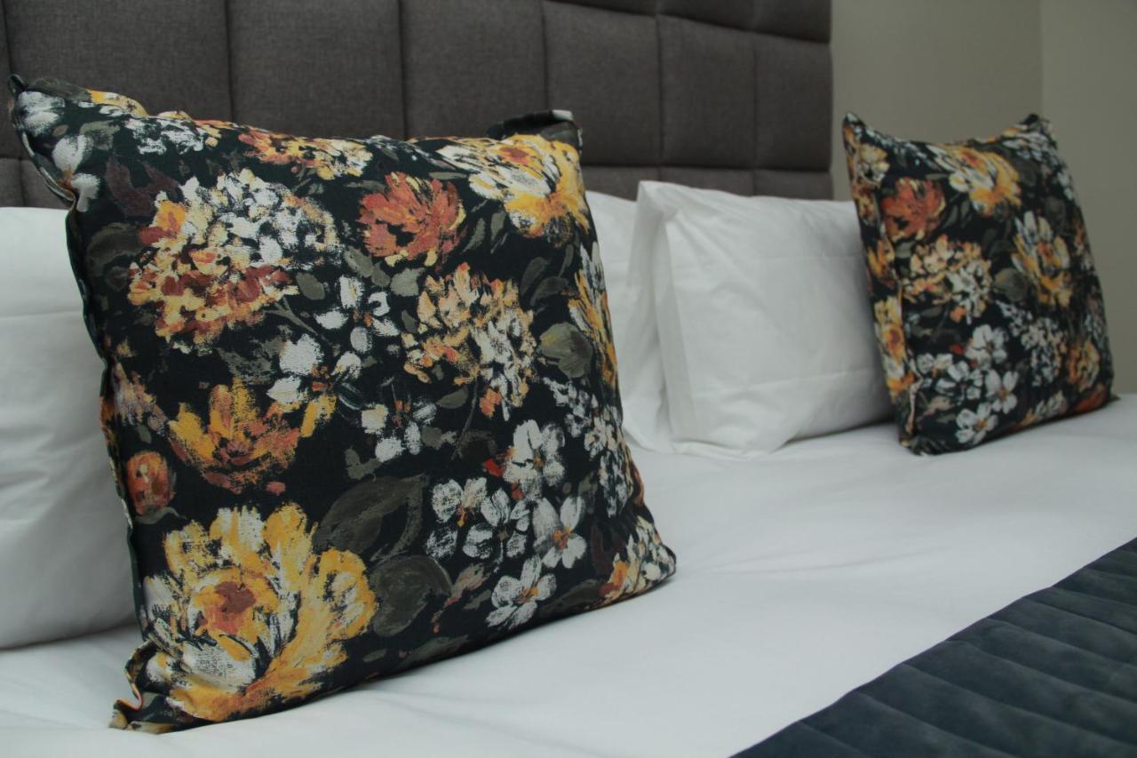 Zwelakho Furnished The Cube Johannesburg