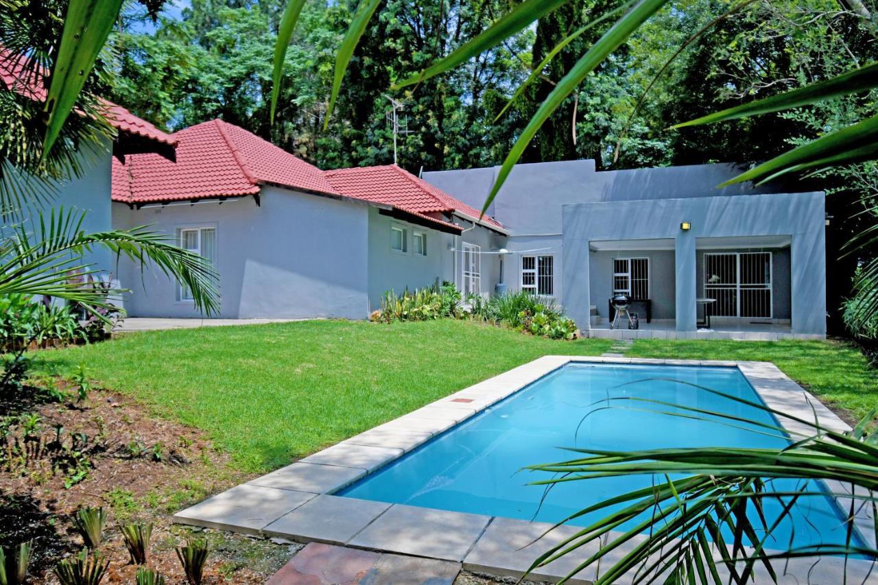 Zwelakho Furnished The Cube Apartment Johannesburg