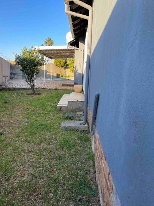 In Suideoord, Jhb South *