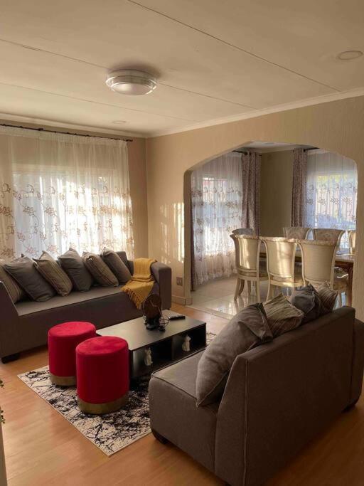 In Suideoord, Jhb South Holiday home Johannesburg