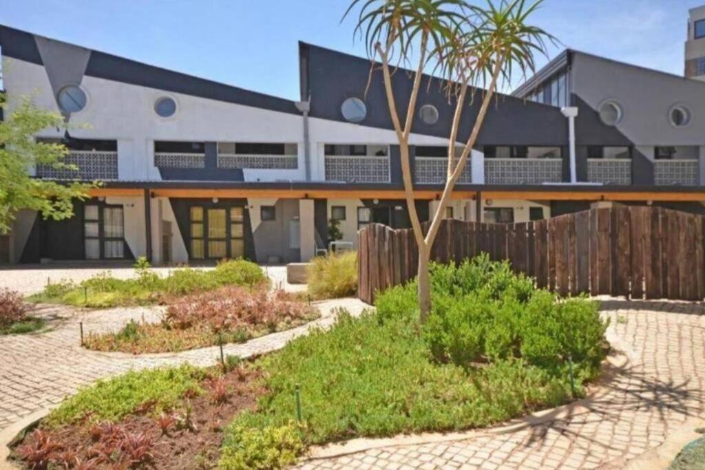 Affordable Guest @260main * Johannesburg