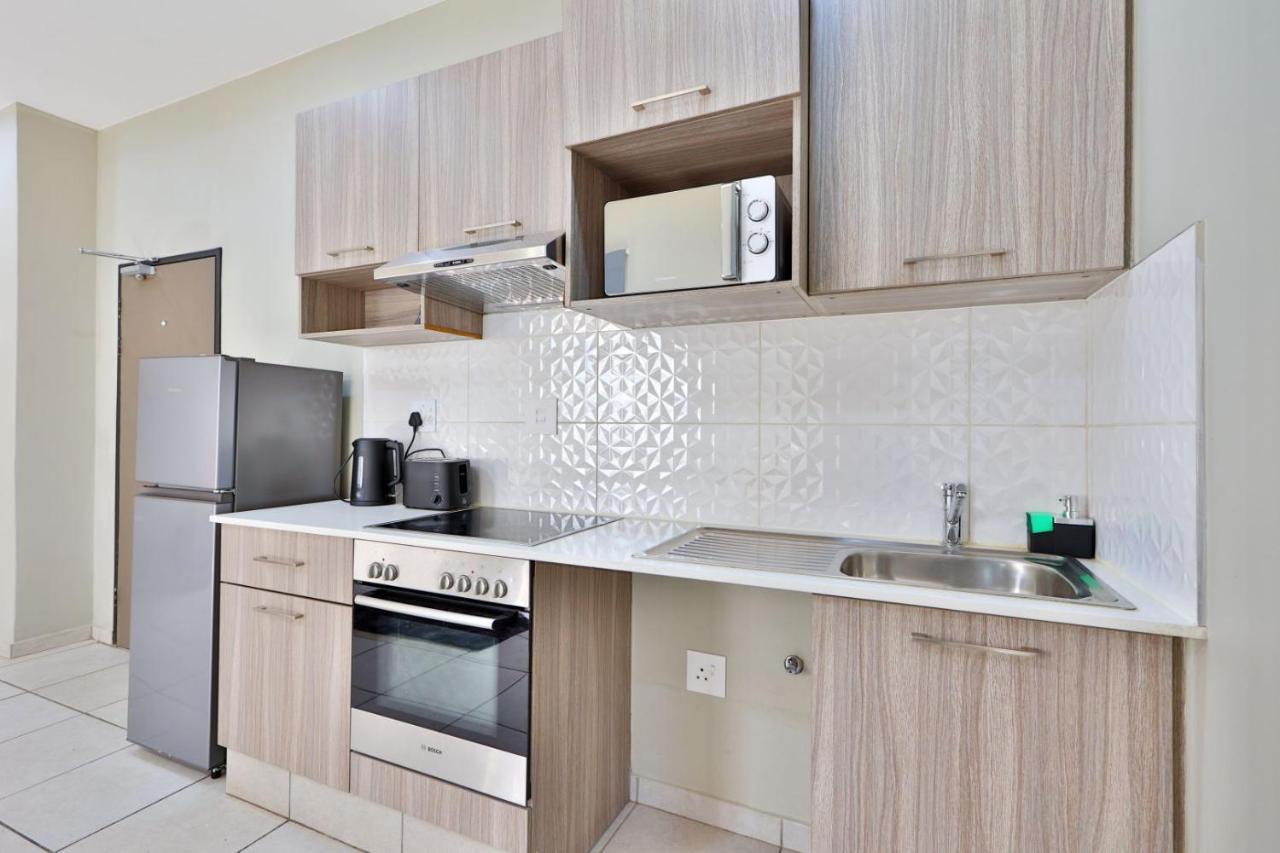 The Golden Getaway One Bed Apt.