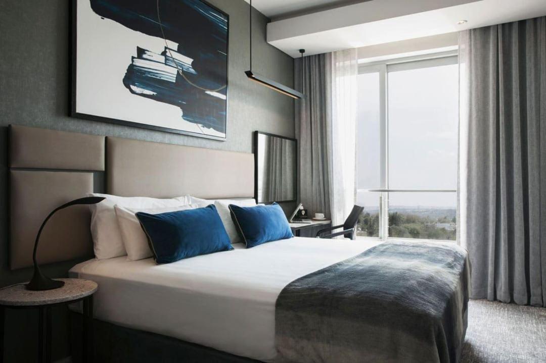 Hotel 1 Bedroom Luxury In Luxury & In Sandton