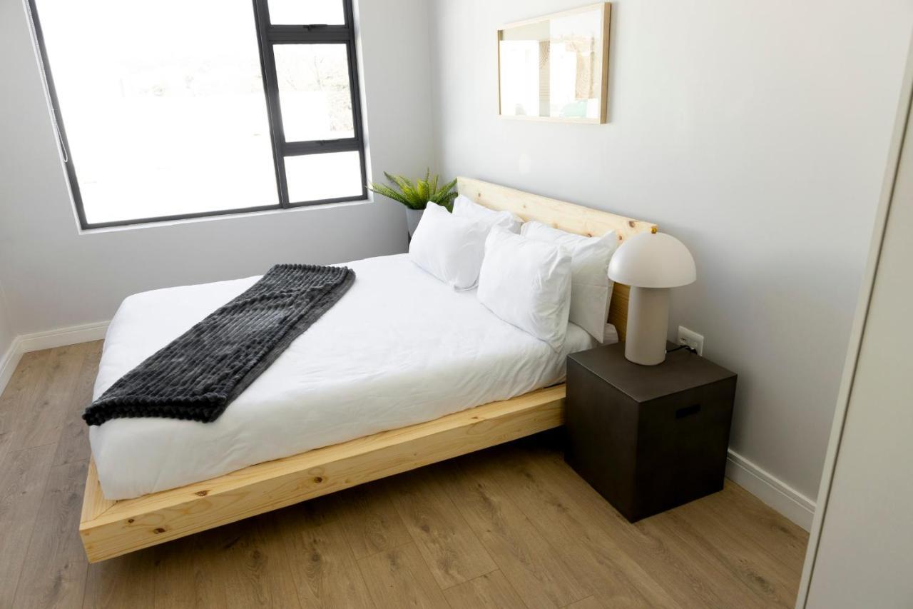 Apartment Modernday Homes 1 *
