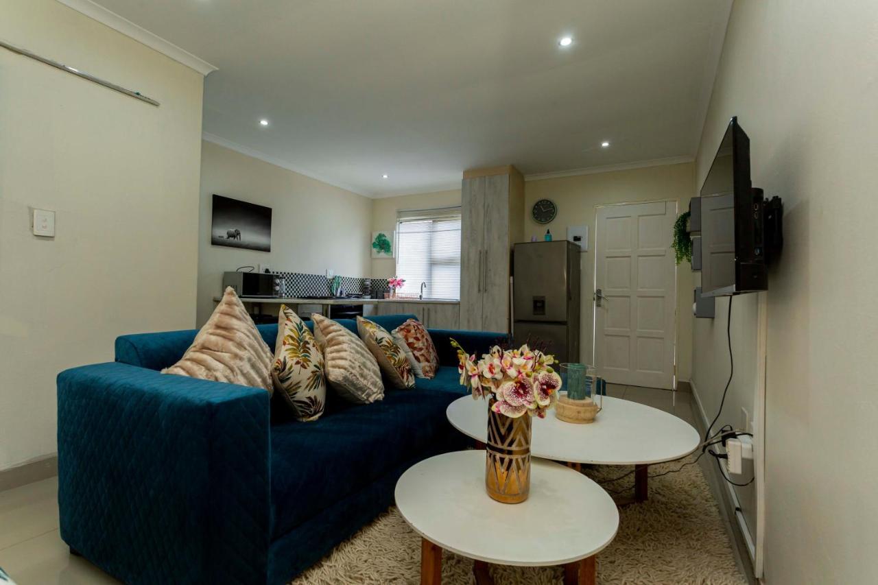 The Beverly Apartment *