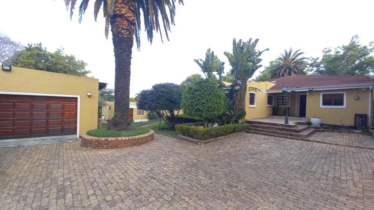 Carol Fun Guest house *