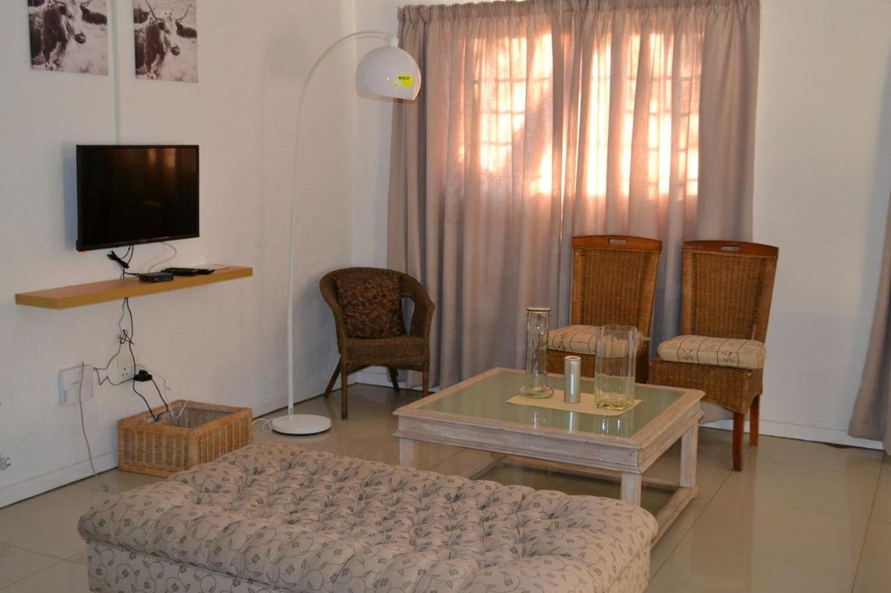 Bryanston Elgin - 3