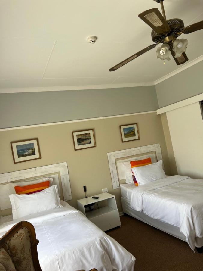 The Kedesan - * Johannesburg