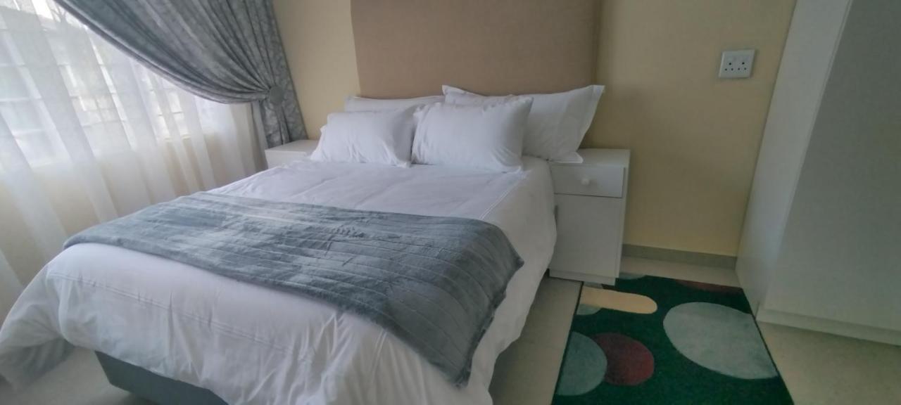 Zwelibanzi Guest house