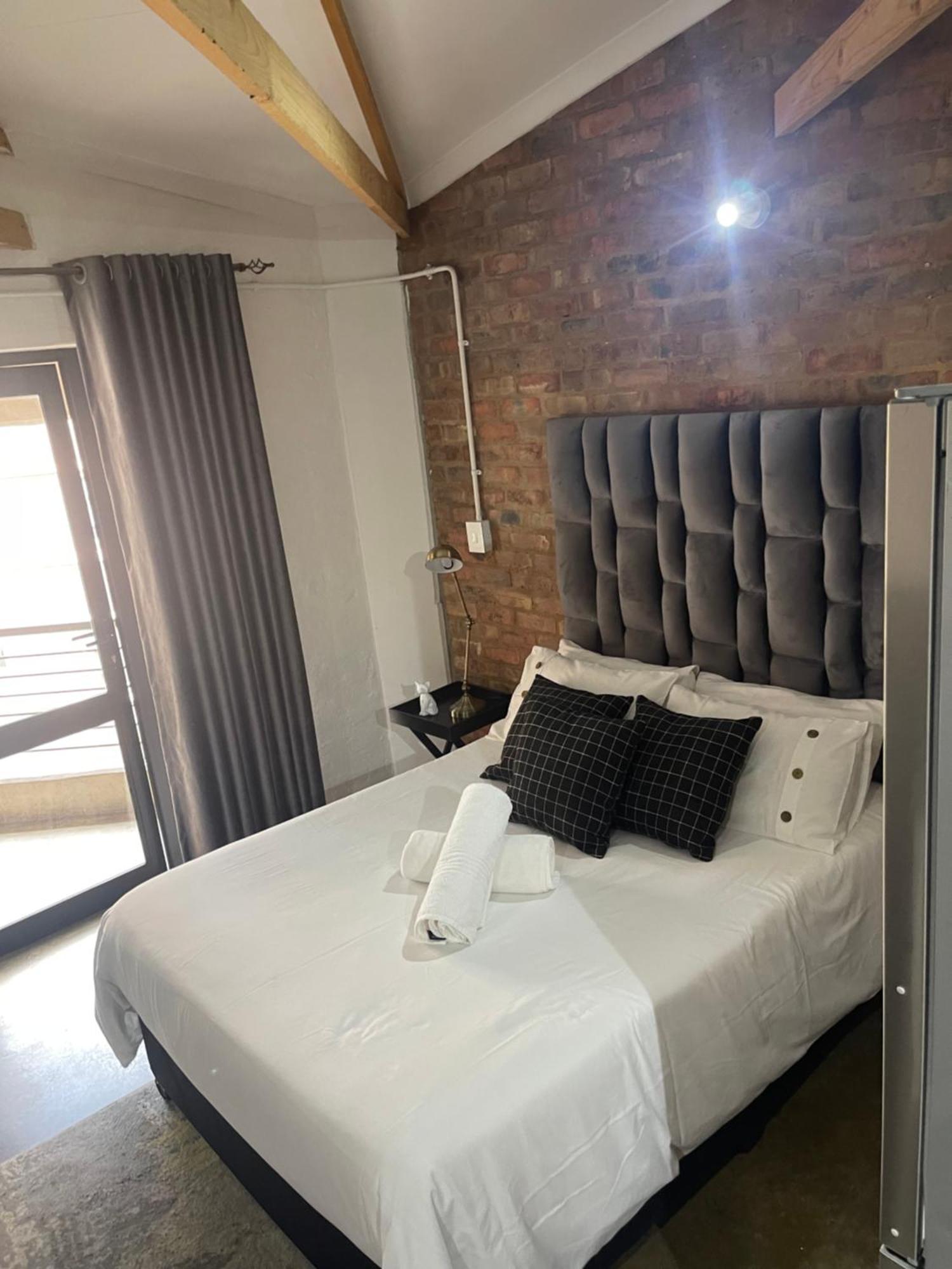 Dream Abodes At Cozy Craftmans Ship, Maboneng Apartment Johannesburg