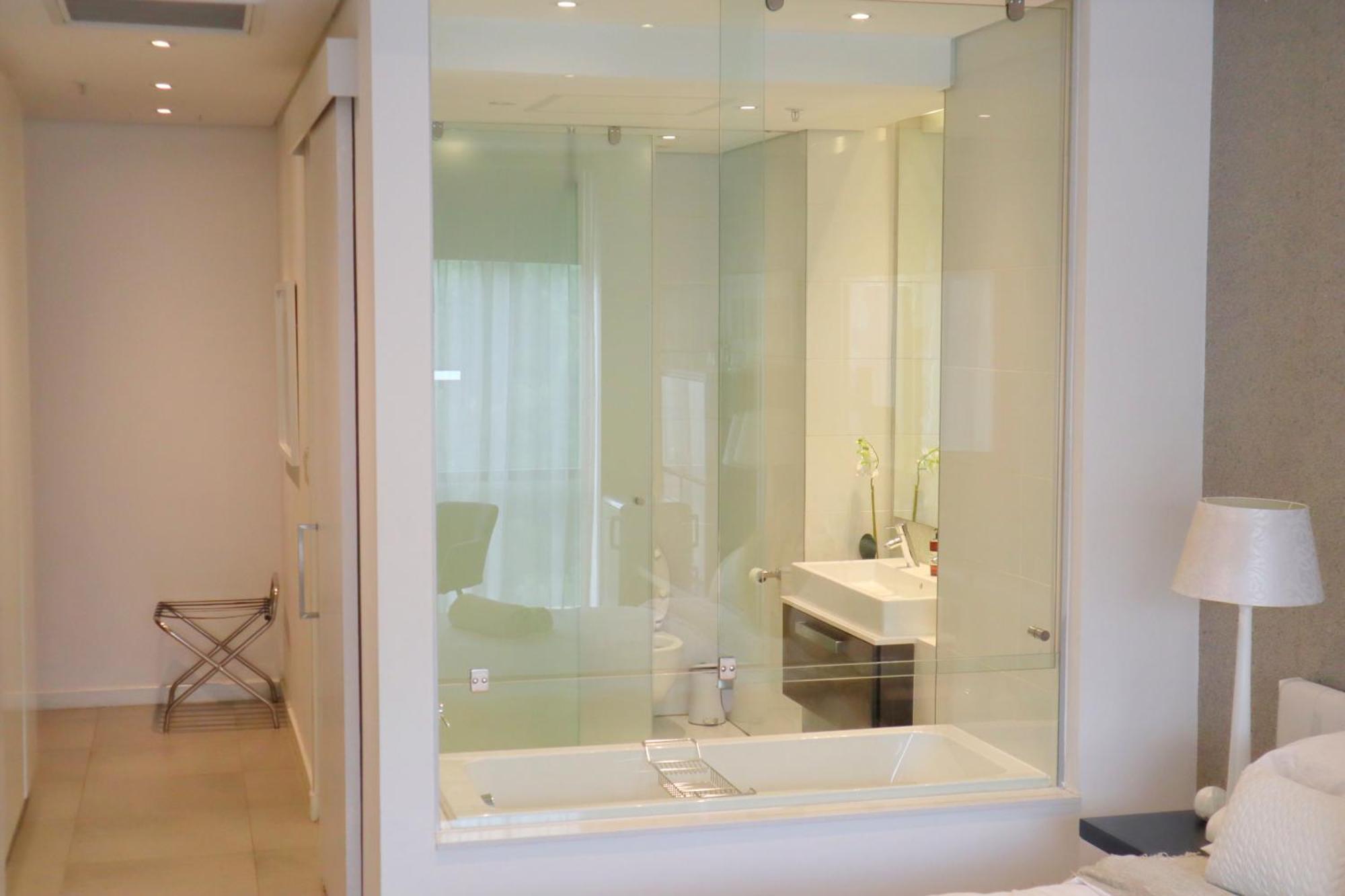Luxe @ Sandton Skye * Johannesburg