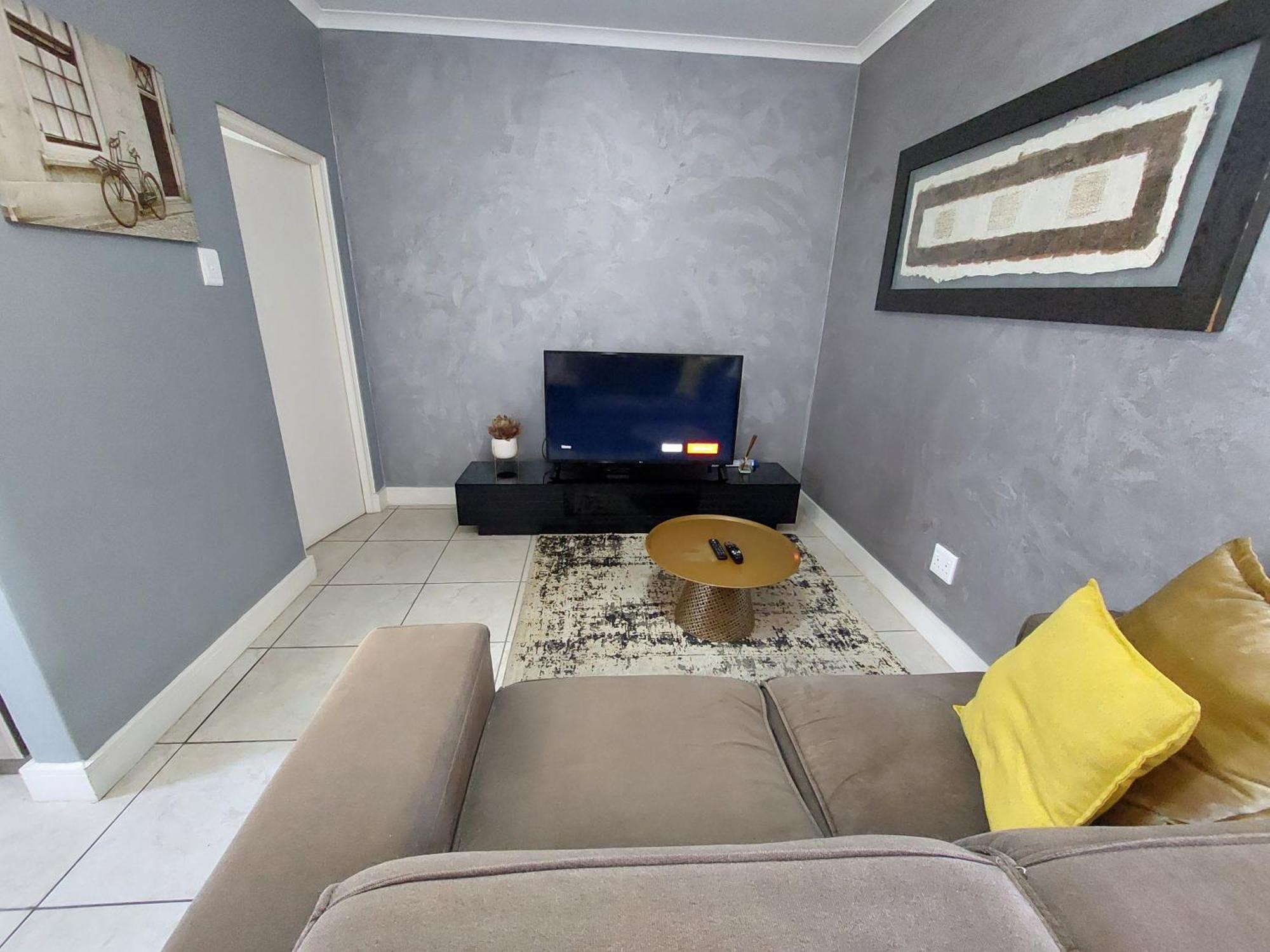 Zwelakho Furnished The Cube *