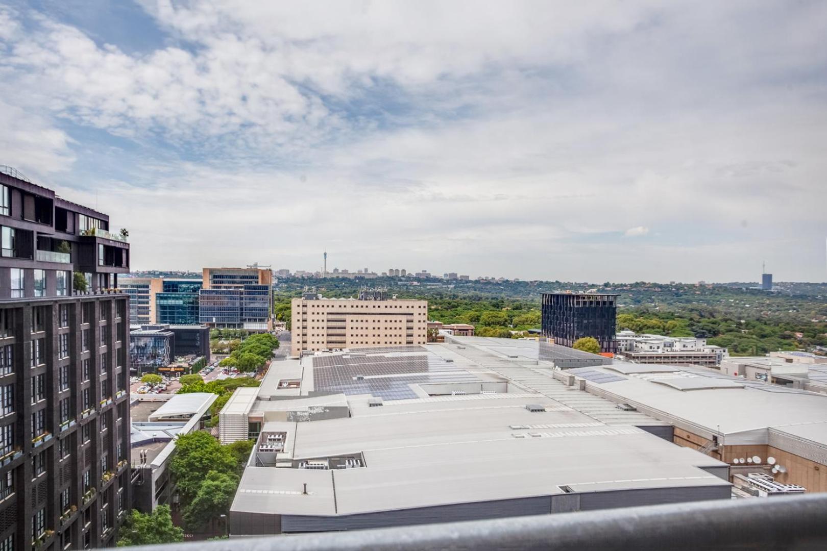 The Median In Rosebank Apartment