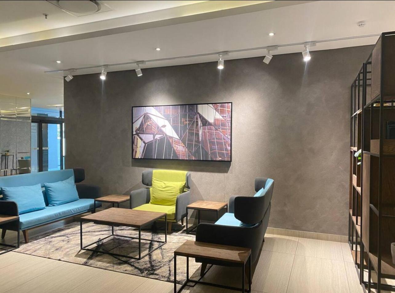 Luxe @ Sandton Skye * Johannesburg