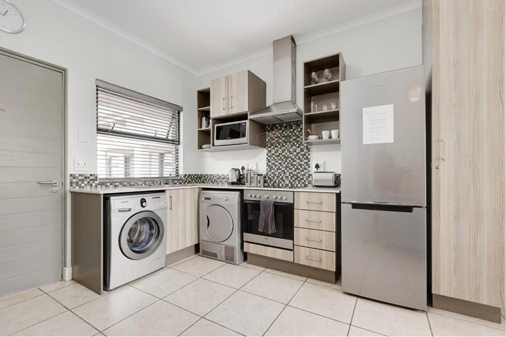 The Cube Rivonia Apartment *
