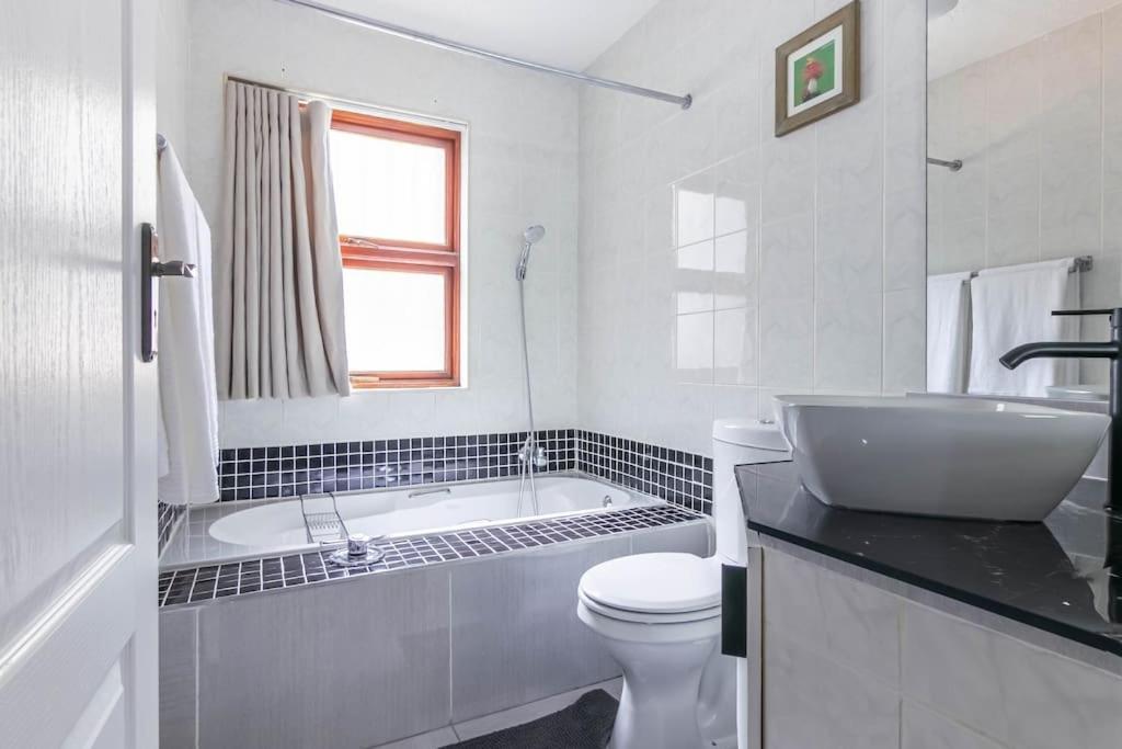Luxury Sandton Apartment