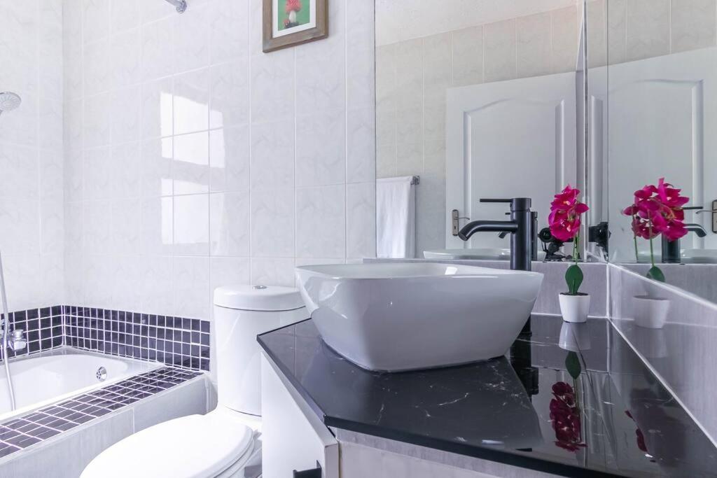 Luxury Sandton Apartment