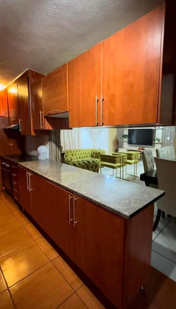 P&l Exclusive Beauty Parlour Guest house Johannesburg