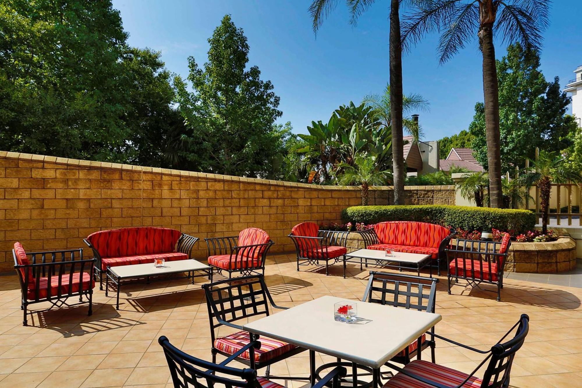 Nh Sandton Hotel