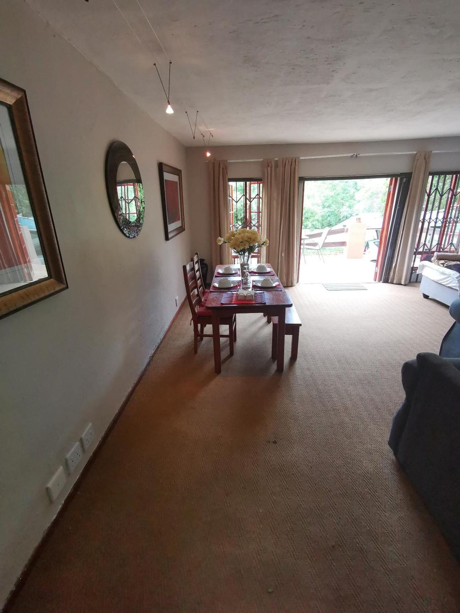 Paulshof Sandton - Hluhluwe Road Complex