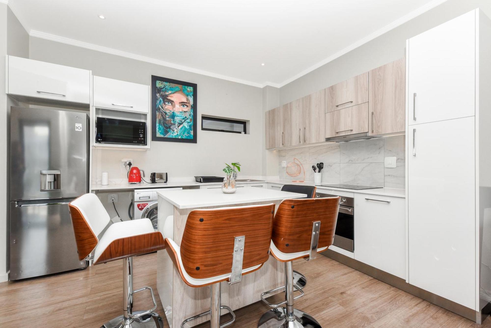 The Monroe Luxury Apartment