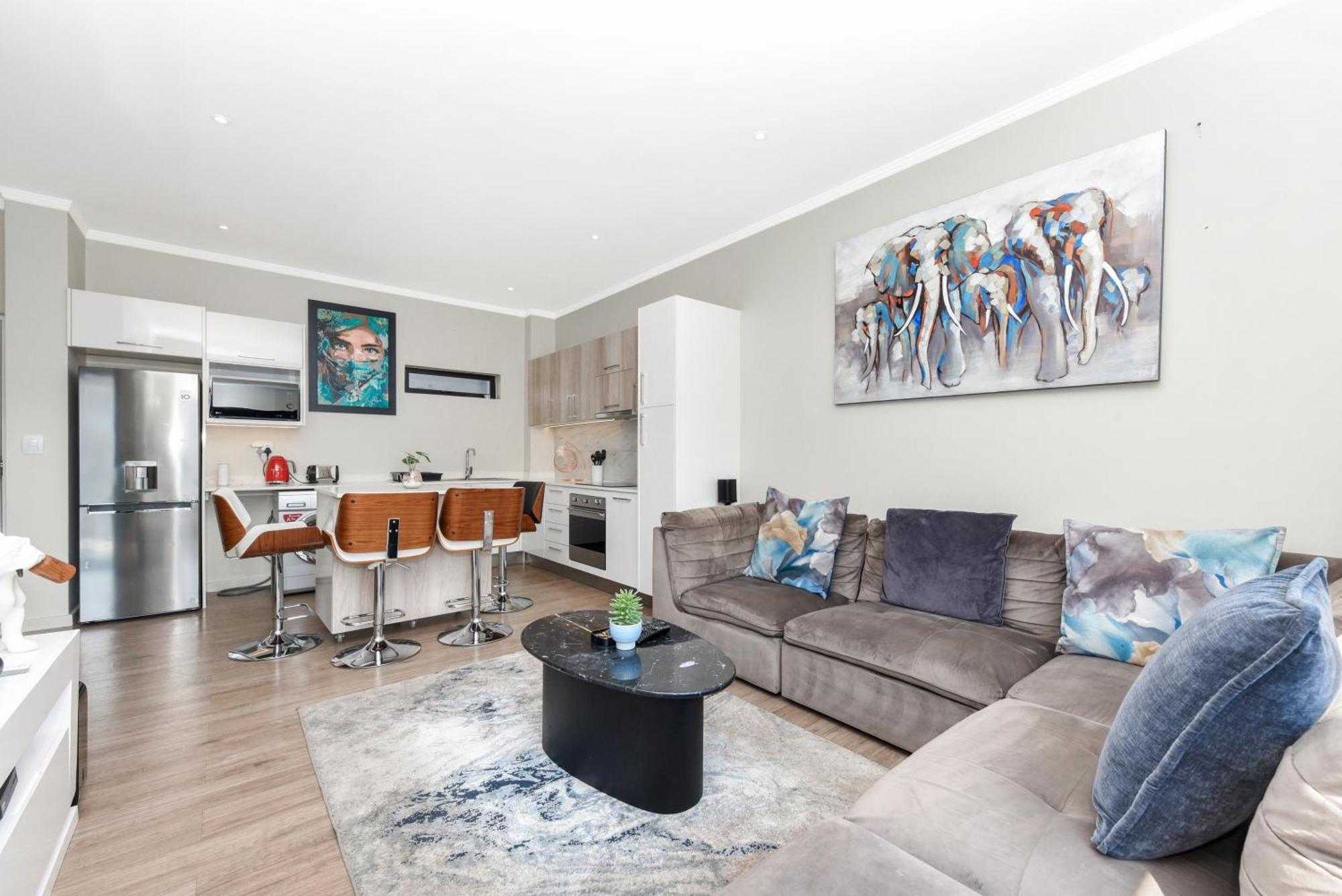 The Monroe Luxury * Johannesburg