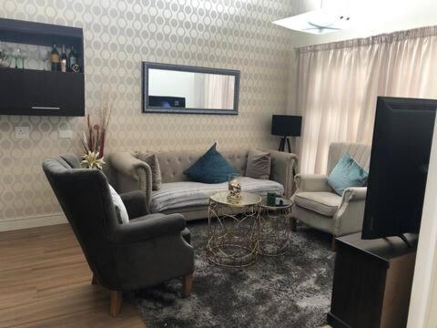 Apartment Lovely Exquisite 1 Bedroom Unit In Rivonia Sandton *