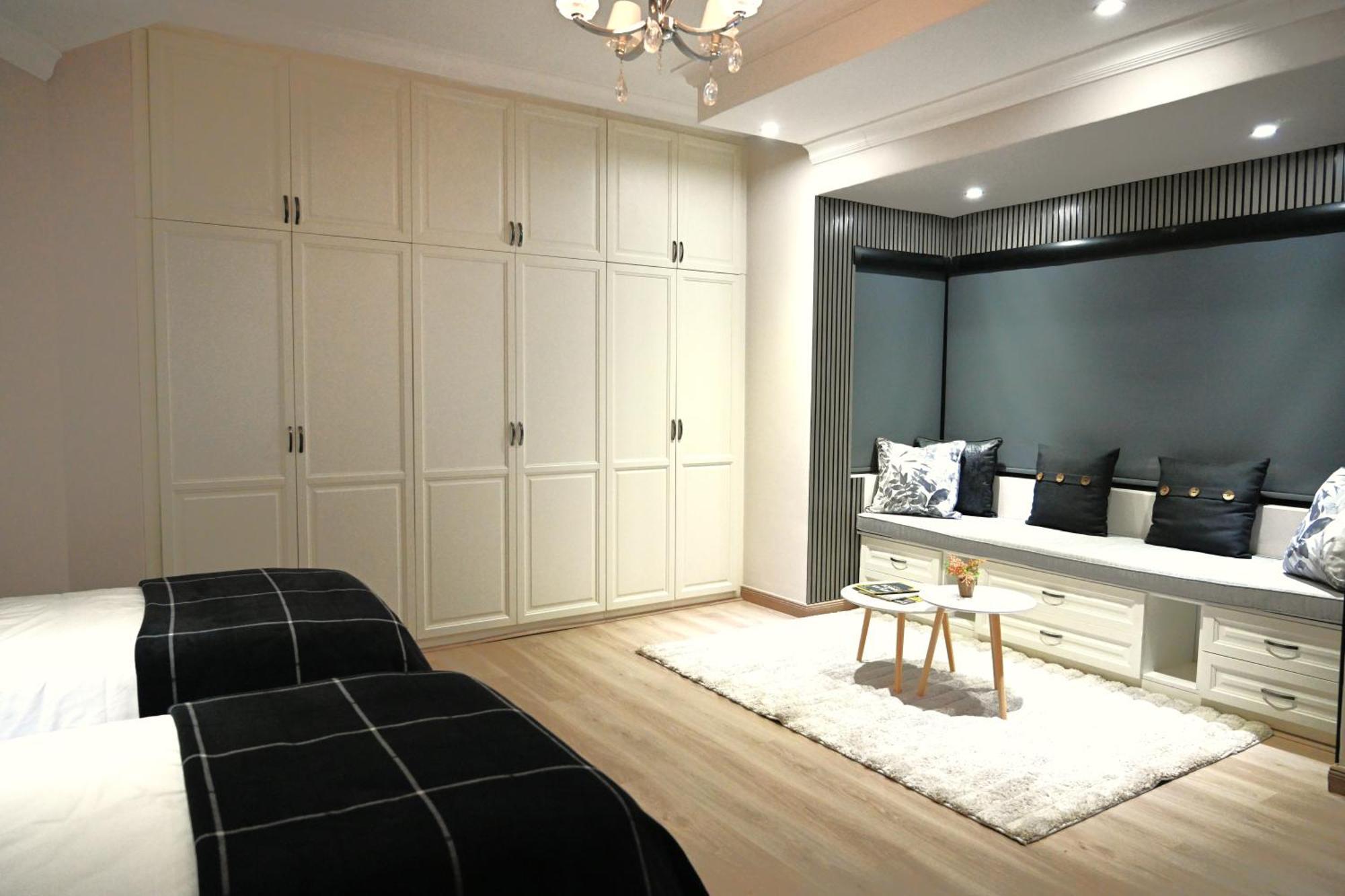 Guest house Tasha Luxury Suites, Lanseria