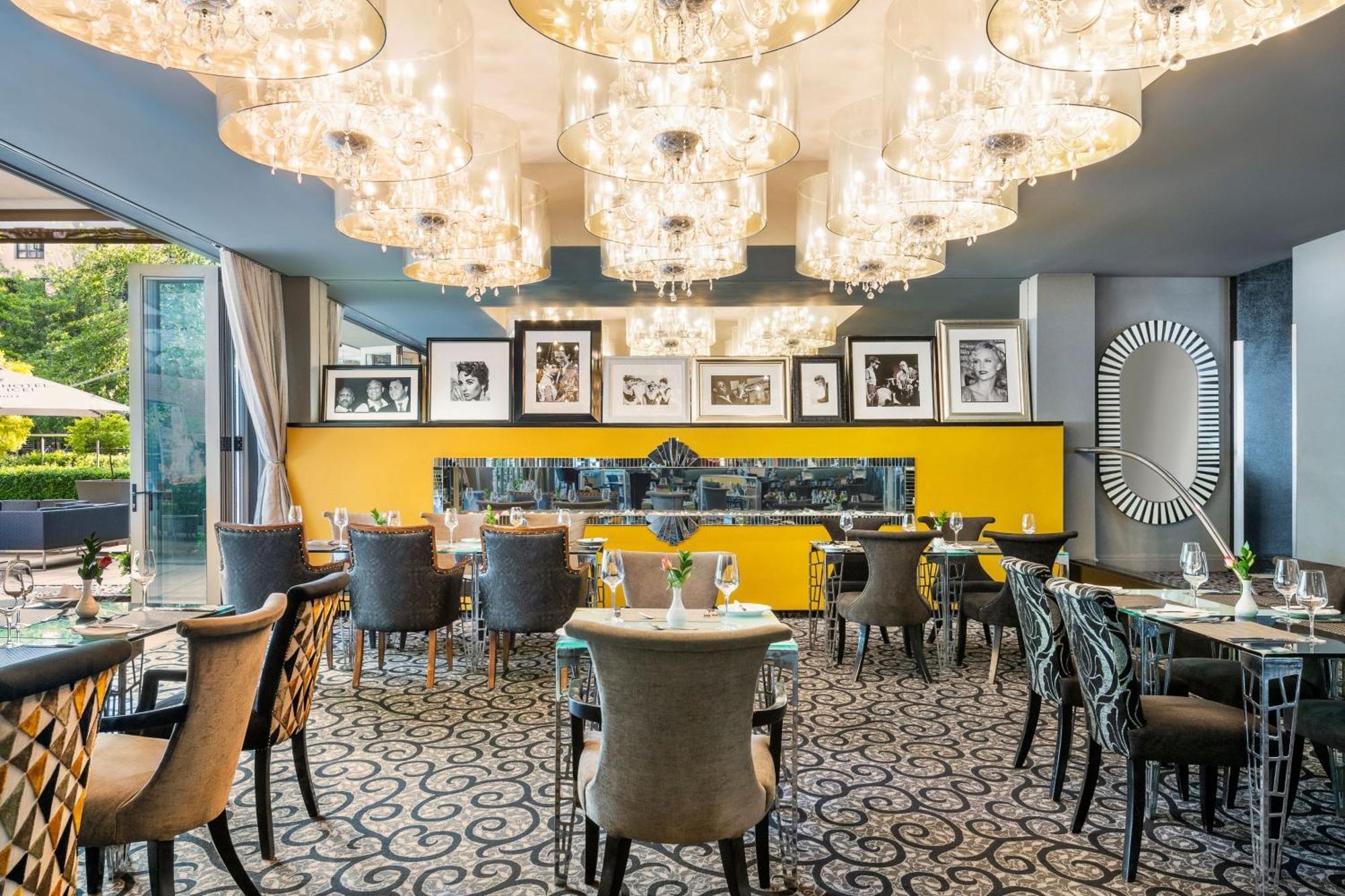 Protea Fire & Ice! By Marriott Melrose Arch Joanesburgo