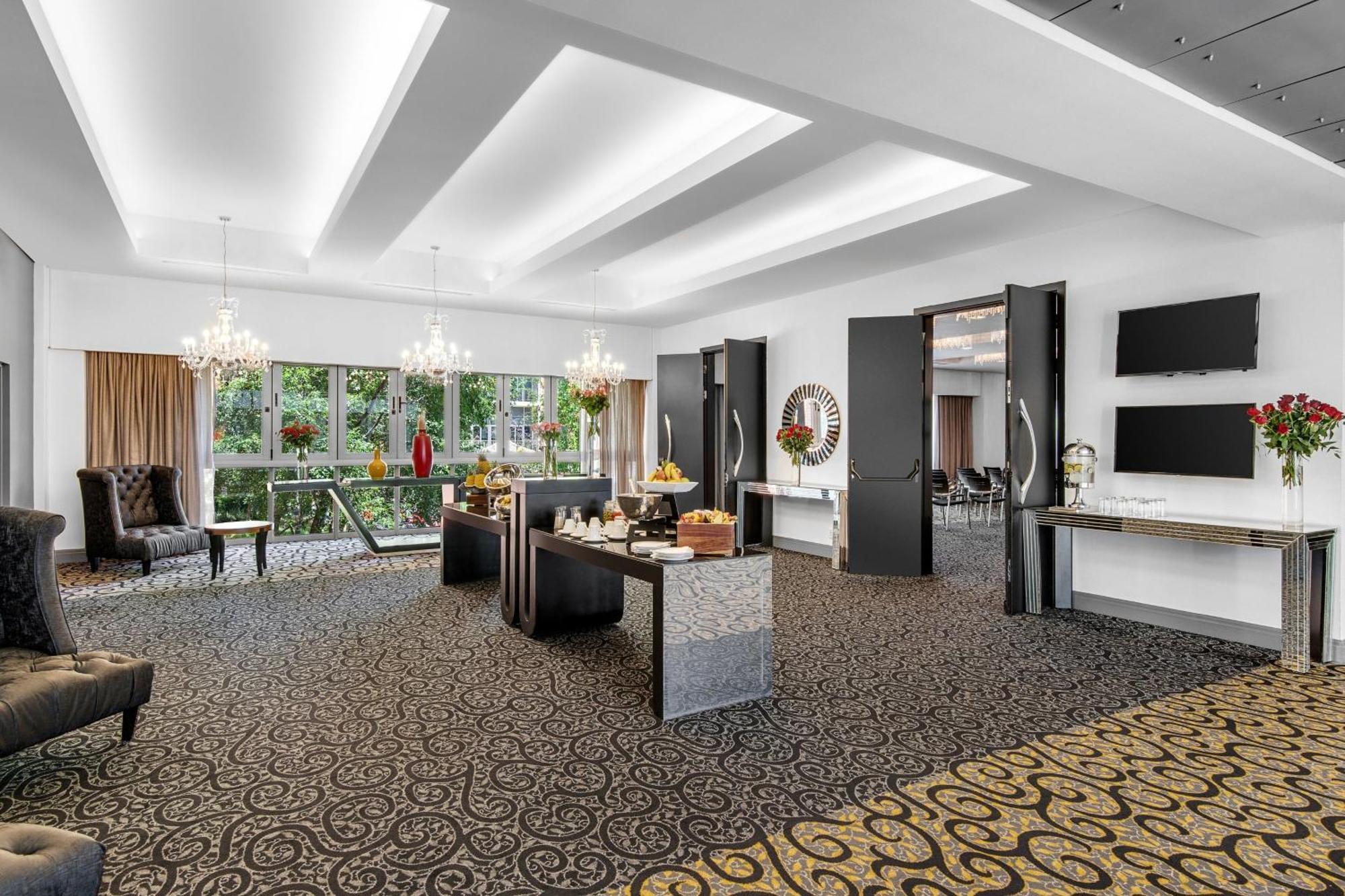Protea Fire & Ice! By Marriott Melrose Arch 4* Joanesburgo