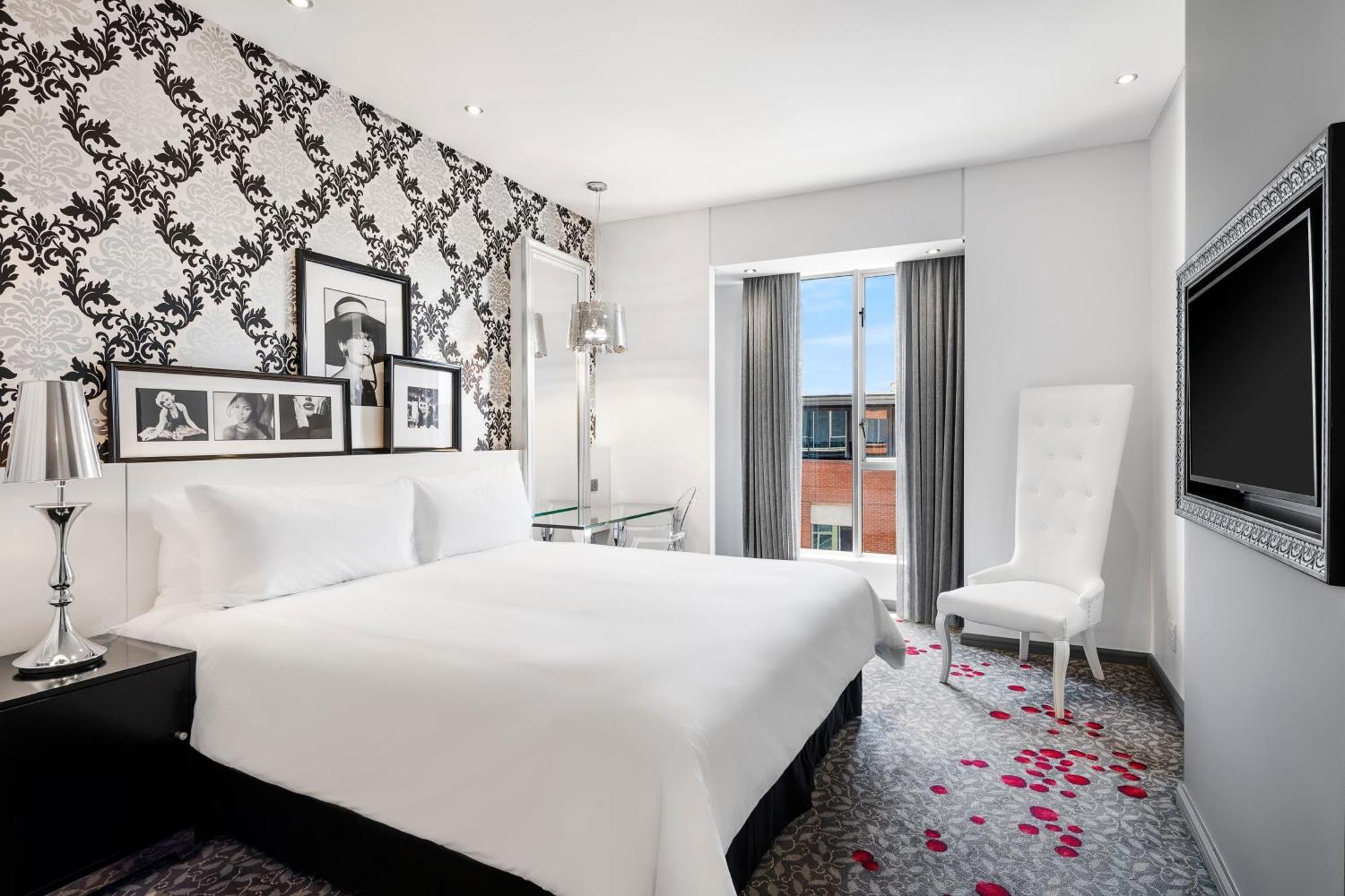 Protea Fire & Ice! By Marriott Melrose Arch 4*