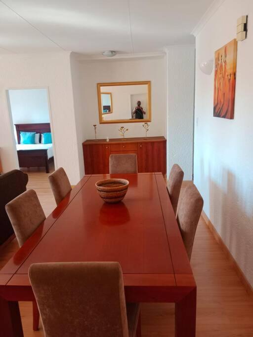 A Away From Home! Apartment *