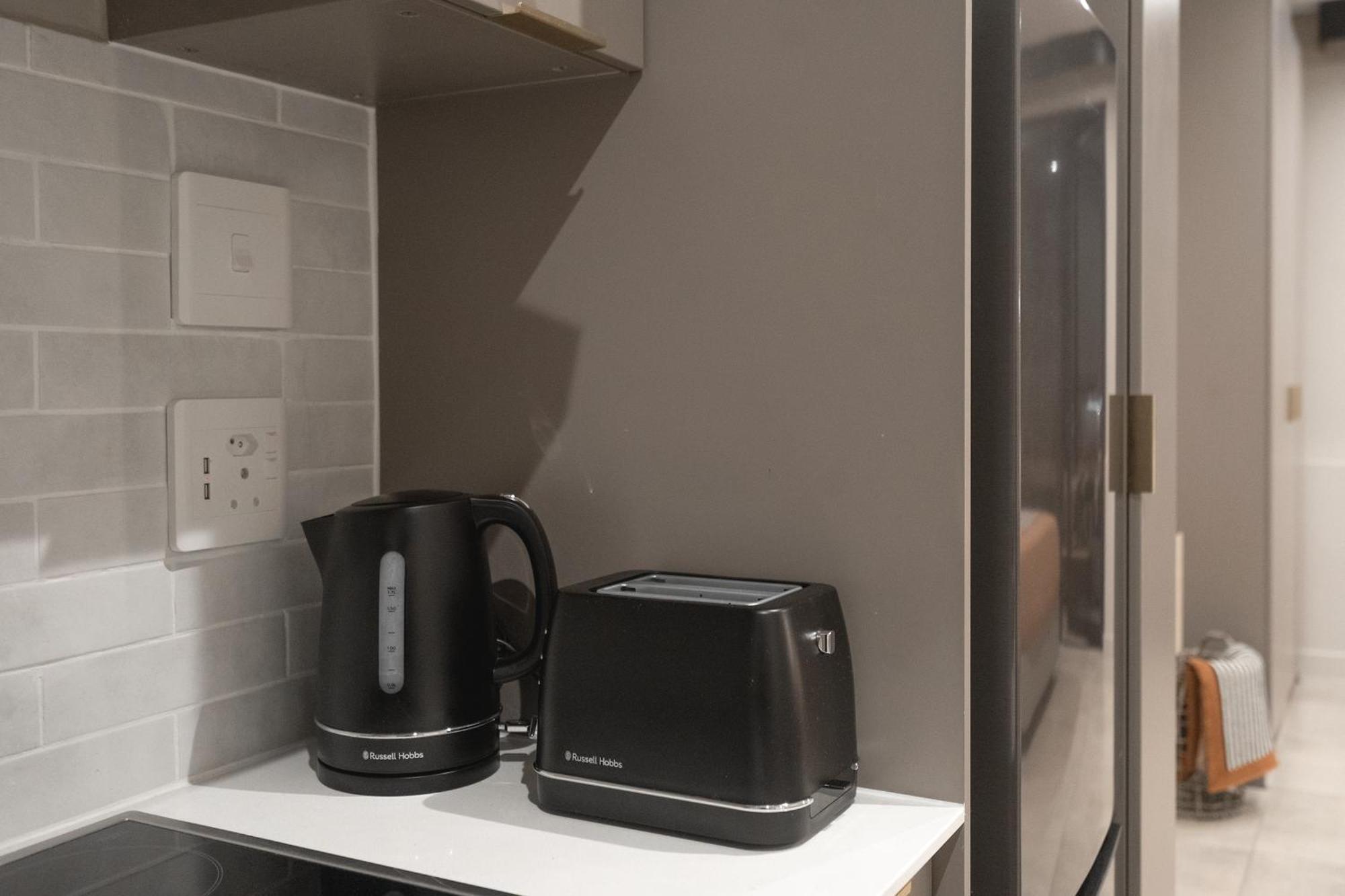 Apartamento Sandton Urban Hideout Escape-reset-create *