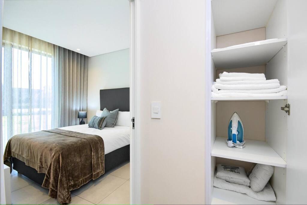 Stunning 2 Bed In Sandton Apartment Johannesburg