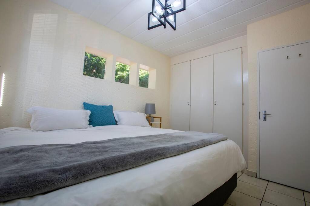 Apartamento Sandhurst Gate Sandton *