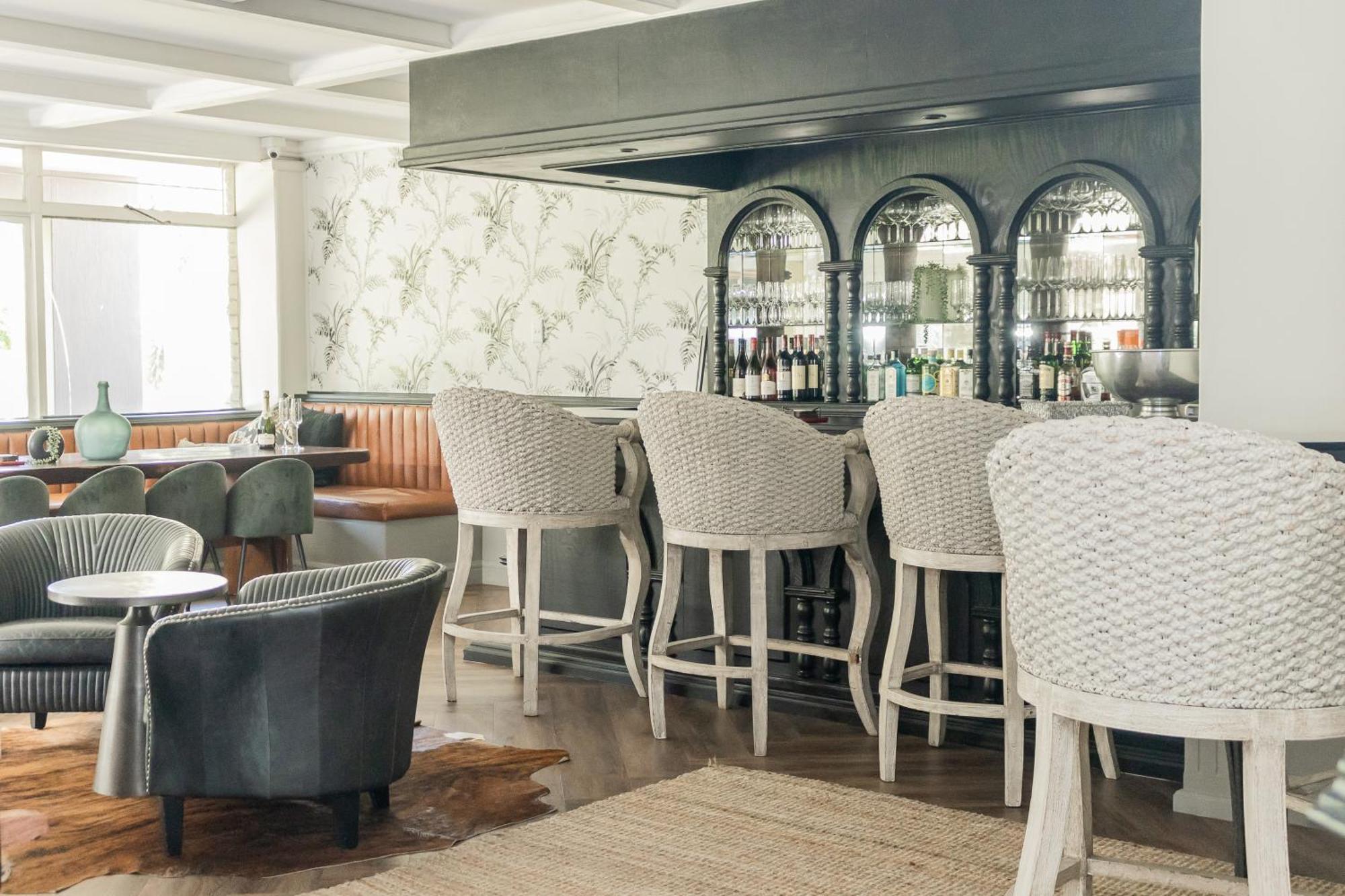 Guest house The Wesley Boutique & 4*