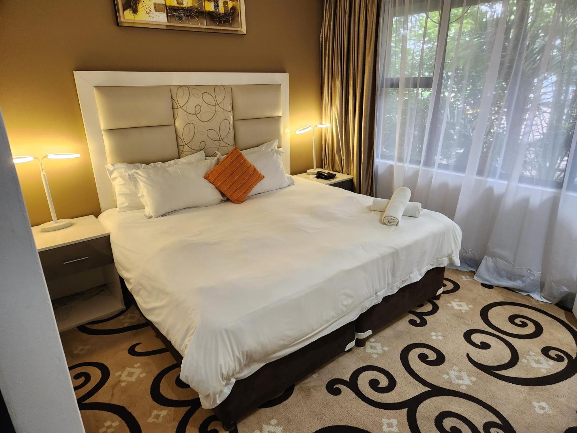 Khách sạn Palm Continental Johannesburg