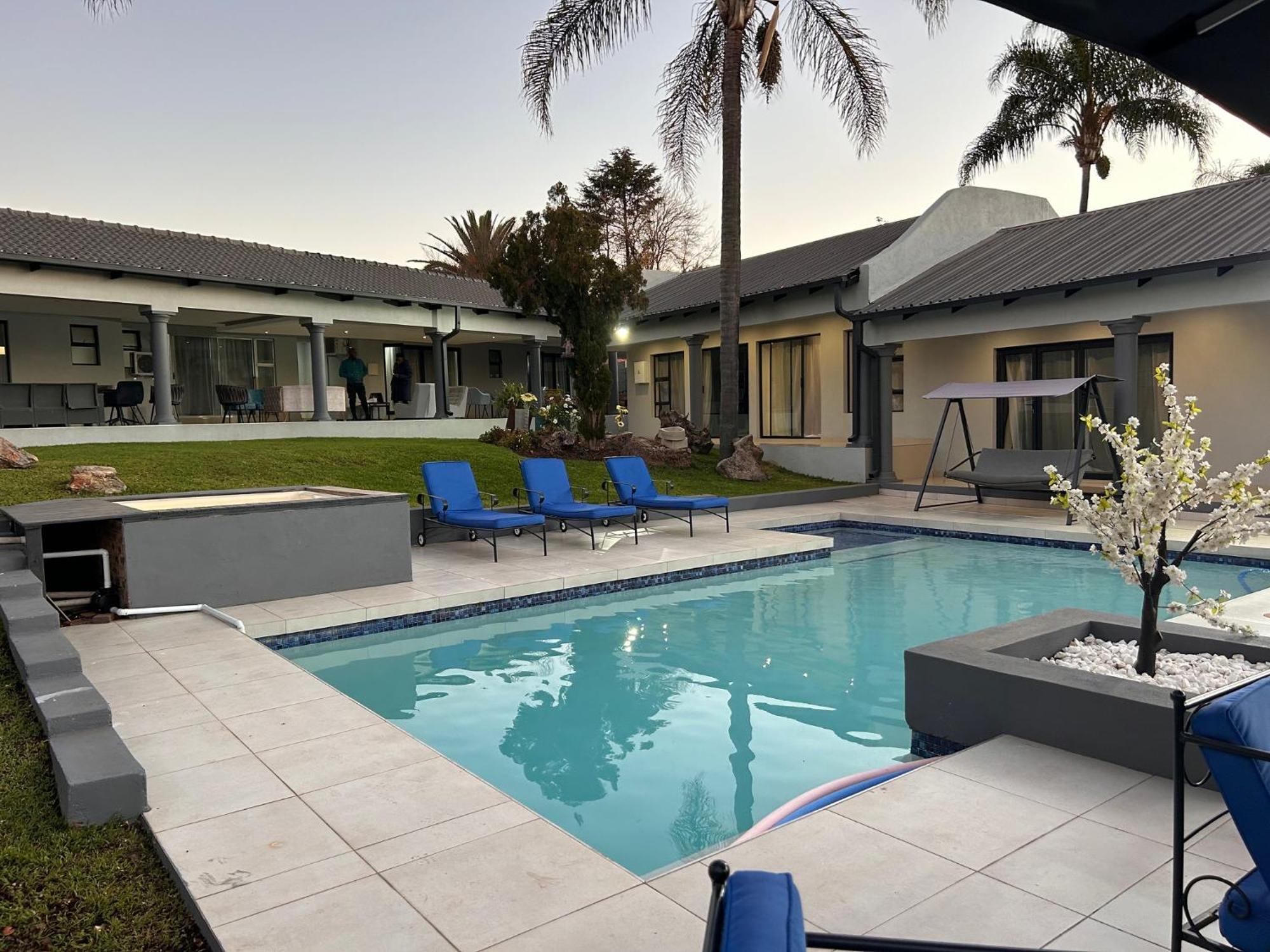Guest house Deedo Sandton *