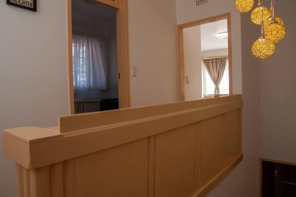 Stylish Near Sandton And Melrose Arch Apartment Johannesburg