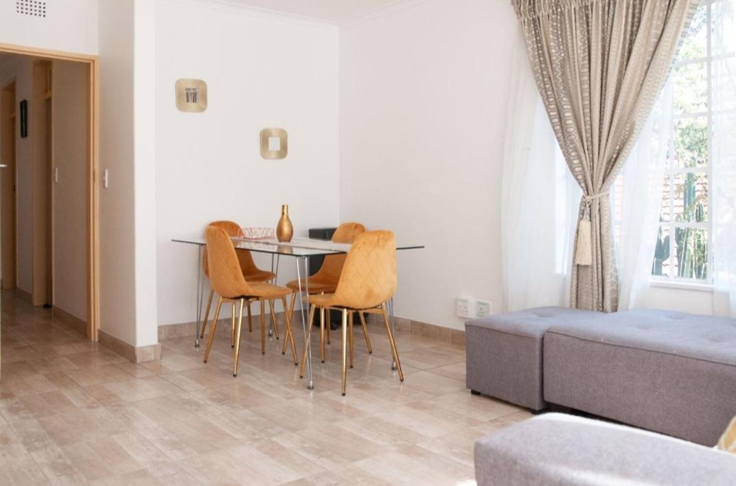 Apartment Stylish Near Sandton And Melrose Arch Johannesburg