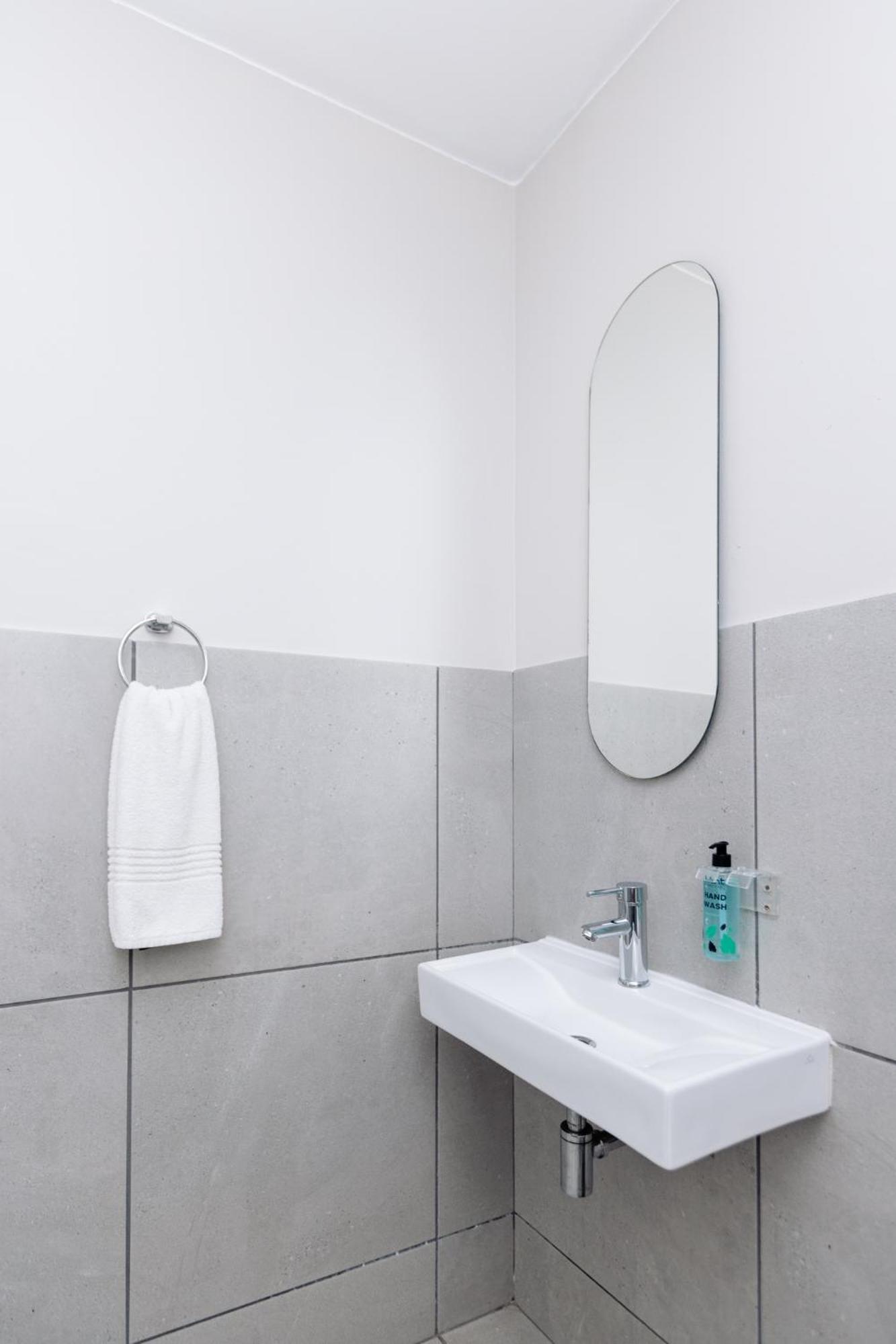 Apartment Mint Express Sandton View *
