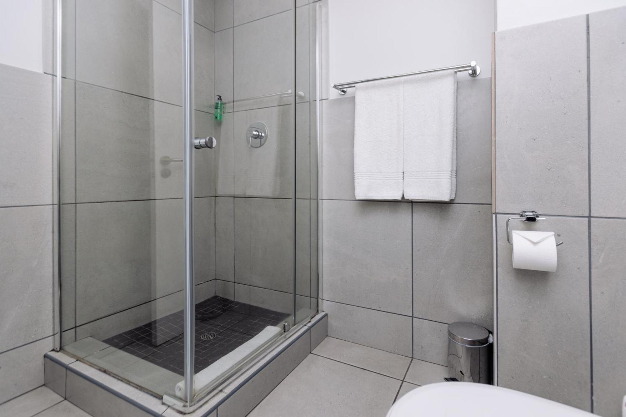 Mint Express Sandton View Apartment Johannesburg