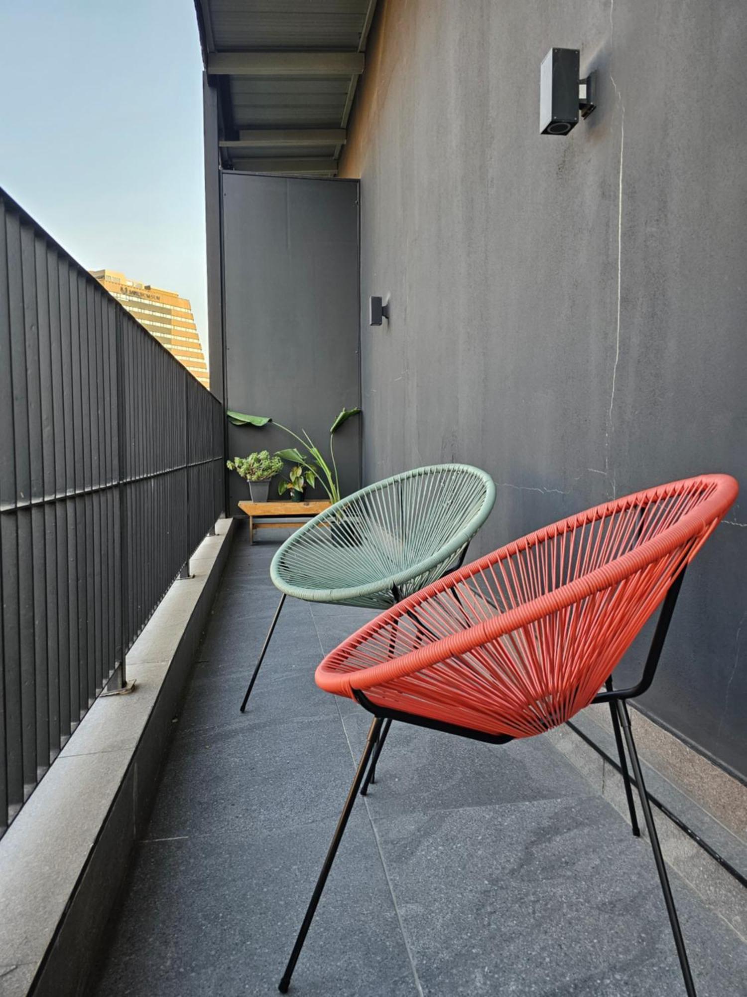 Apartment Chic With Panoramic Sandton Views