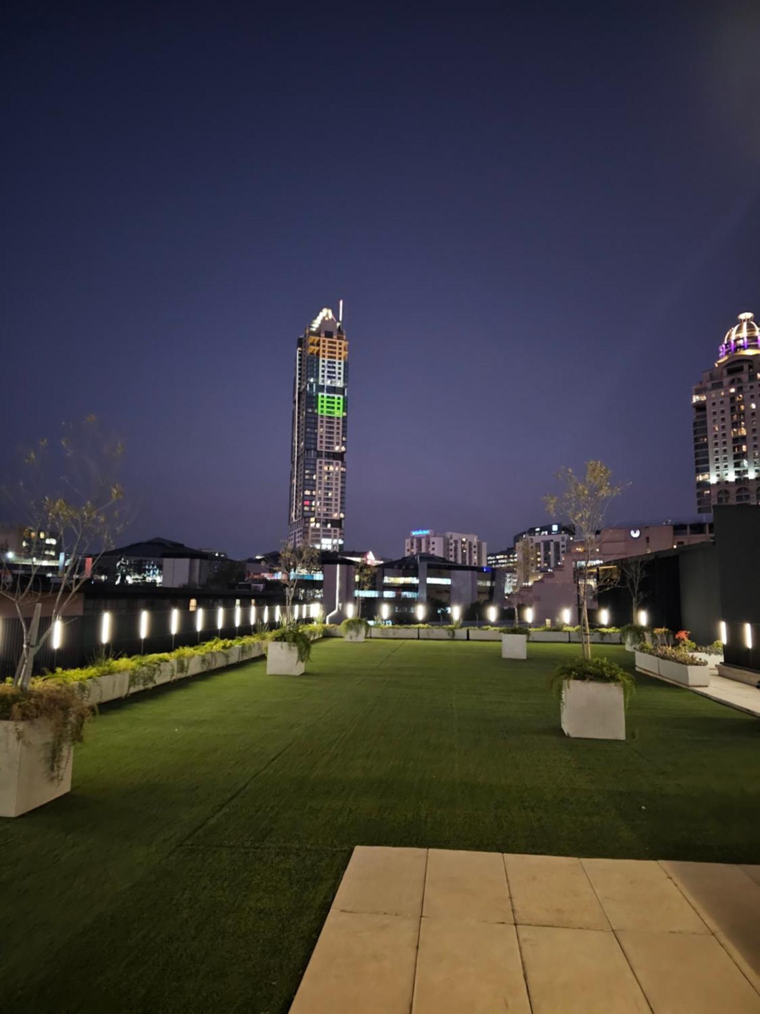 Chic With Panoramic Sandton Views Apartment