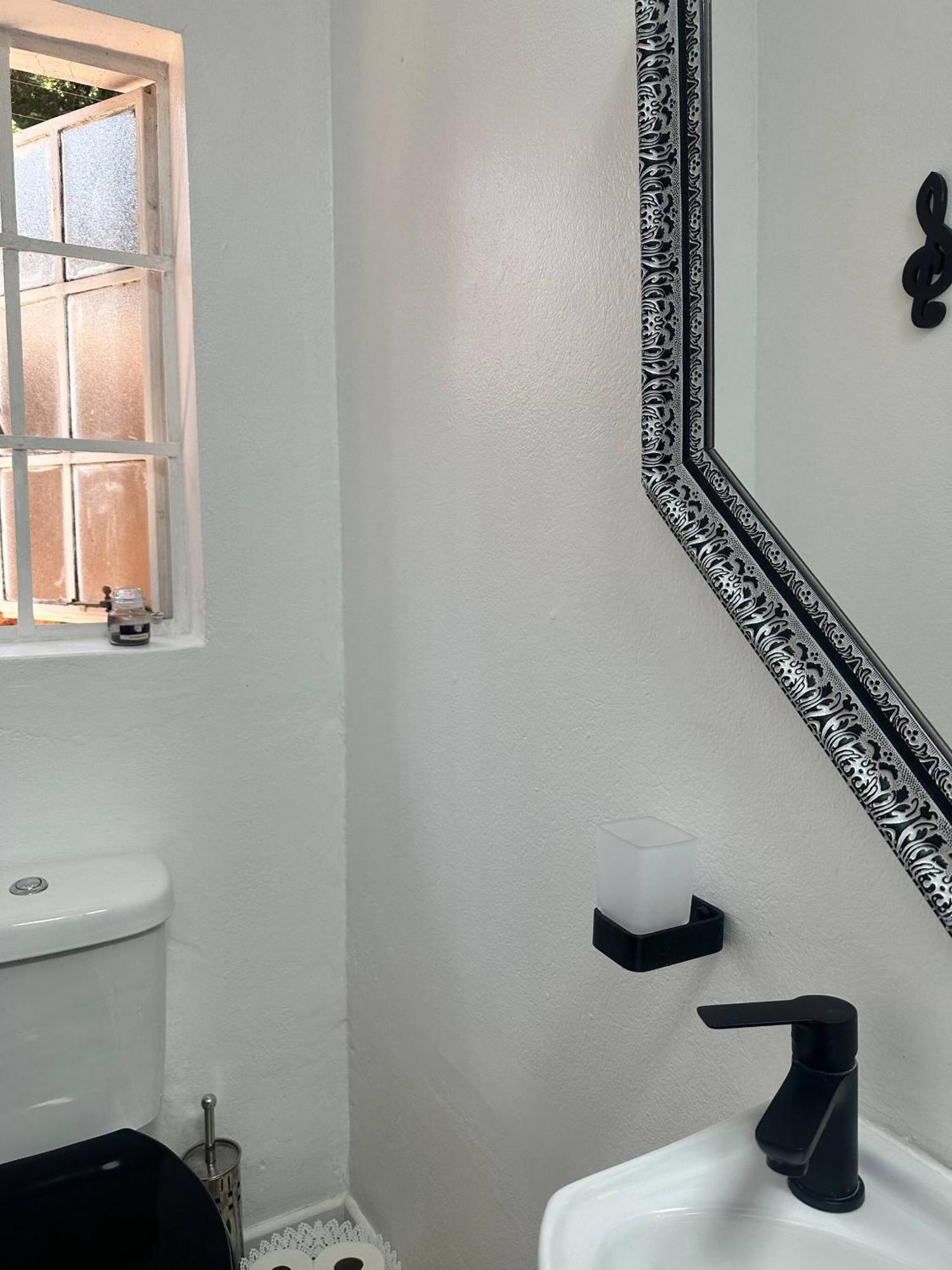 Charming Executive Studio, Solar Power, Wifi Căn hộ *