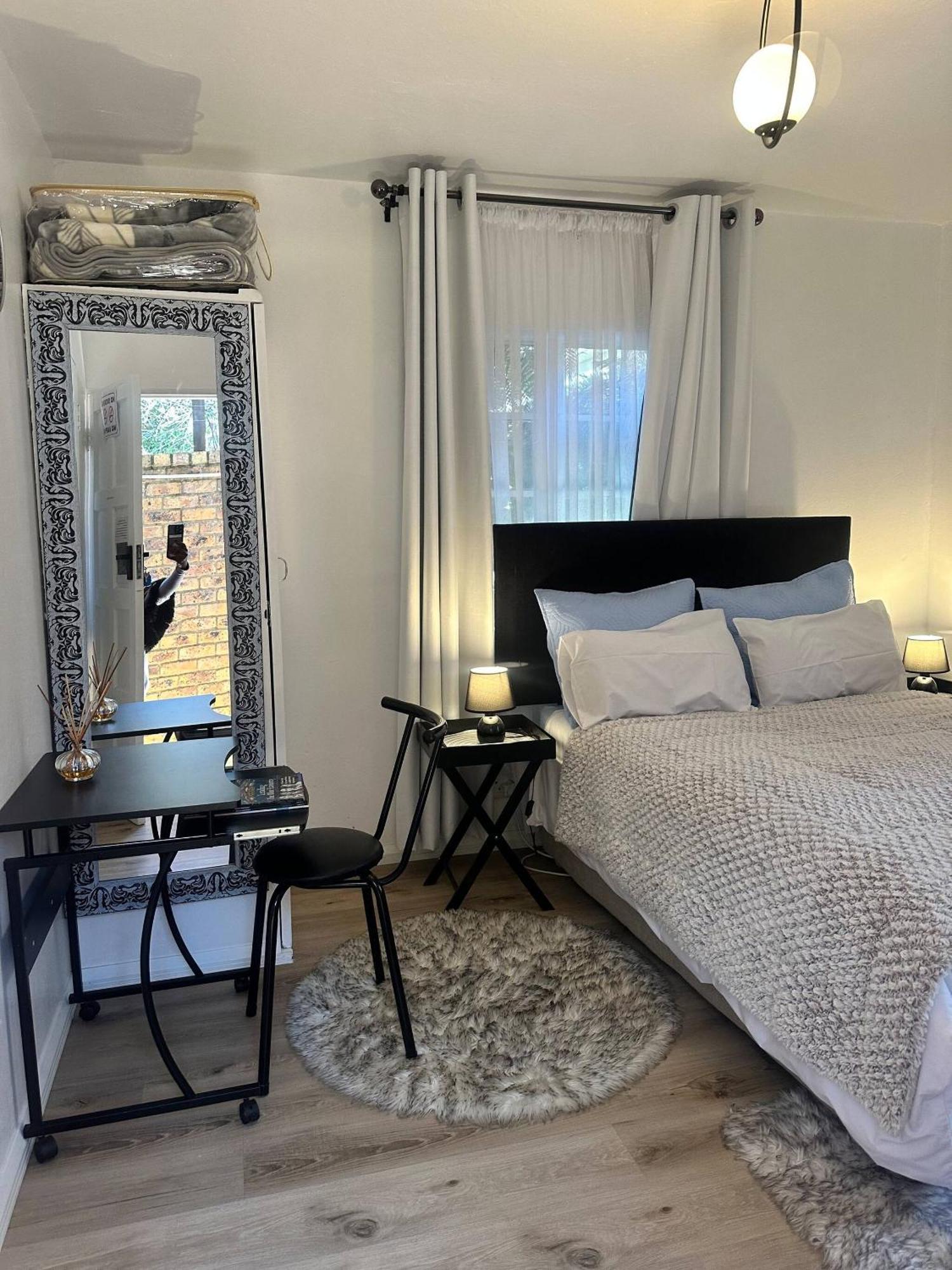 Charming Executive Studio, Solar Power, Wifi Căn hộ *