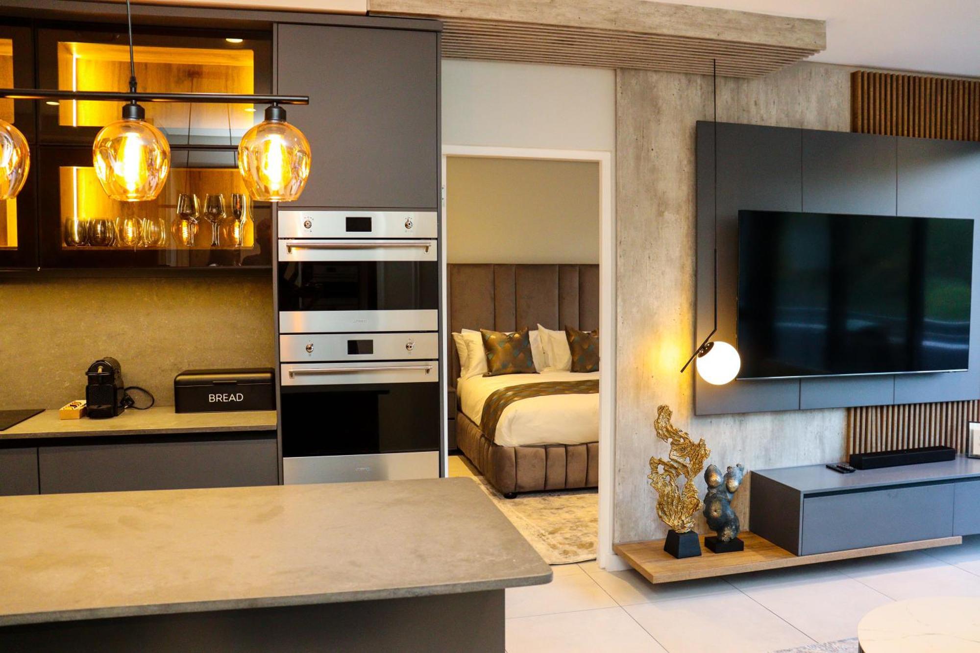 Pln-spaces At The Terrace-sandton Gate *