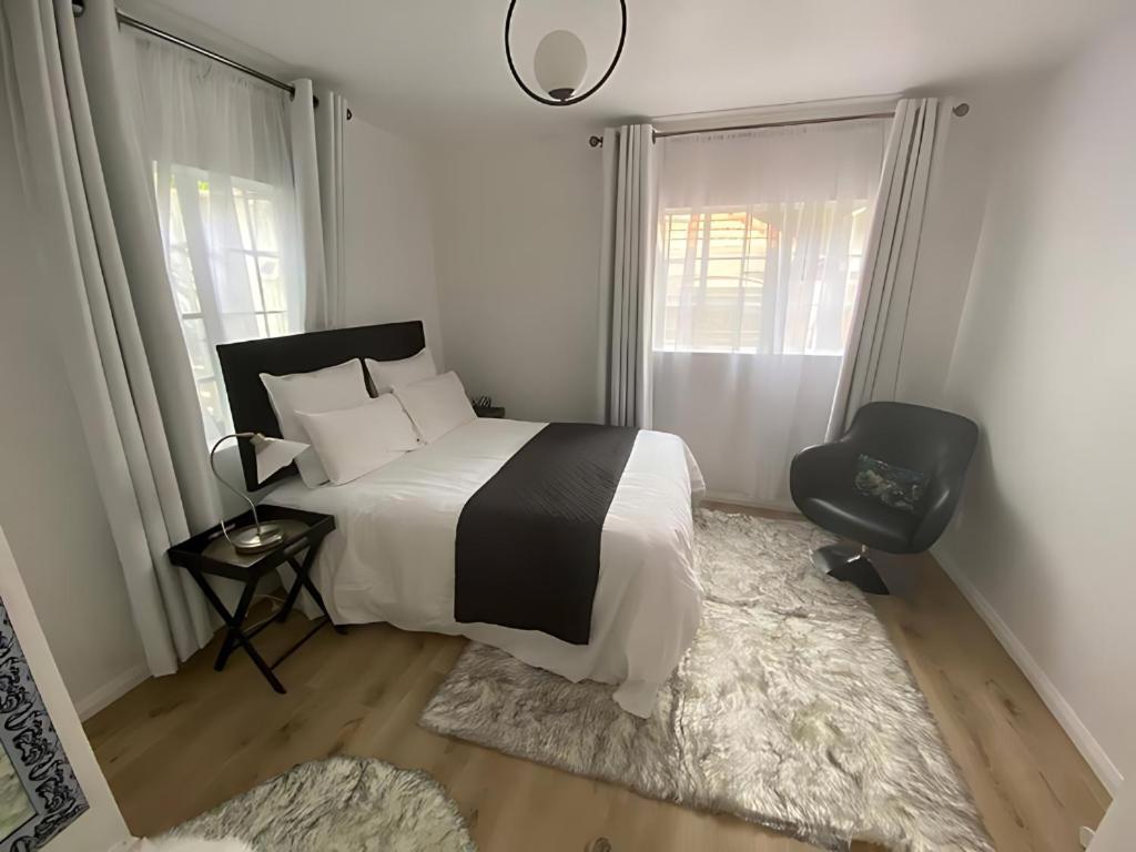 Căn hộ Charming Executive Studio, Solar Power, Wifi *